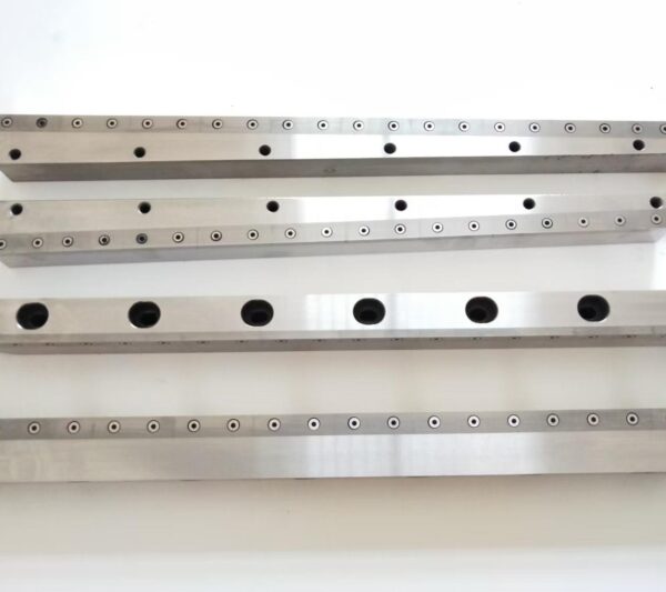 Paper cutter